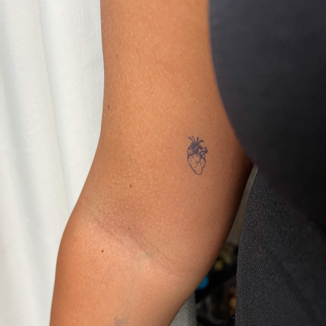 Temporäres Tattoo: organischen Herzens