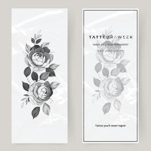 Großes Fake Tattoo mit blühenden Rosen